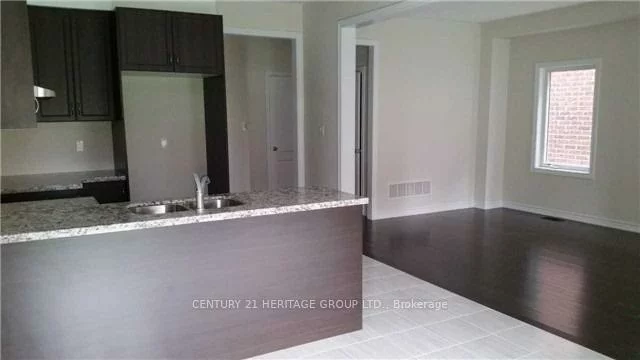 63, Tyndall, Bradford, Bradford West Gwillimbury