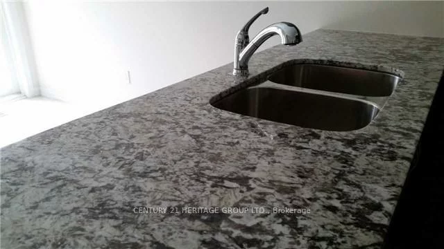 63, Tyndall, Bradford, Bradford West Gwillimbury