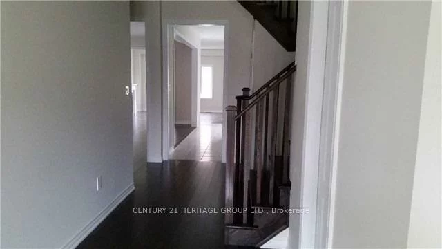 63, Tyndall, Bradford, Bradford West Gwillimbury