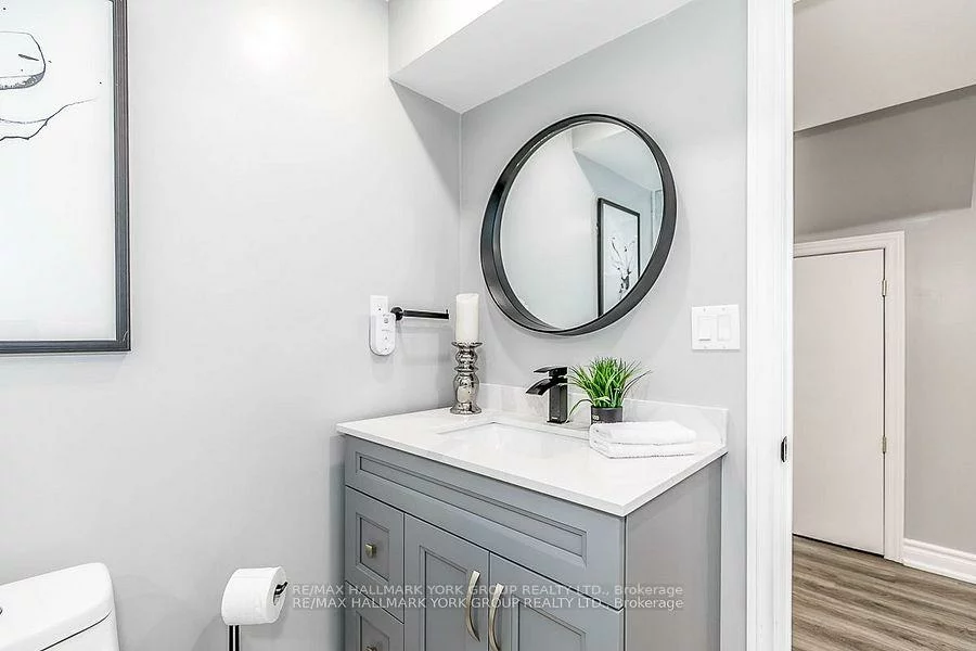 94, Weir, Bradford, Bradford West Gwillimbury