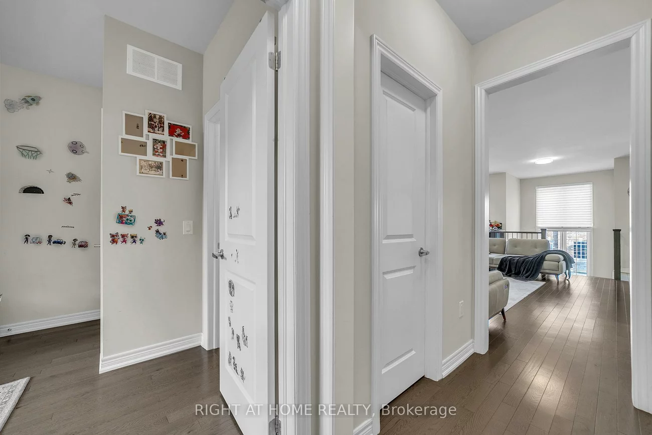 126, Blackwell, Bradford, Bradford West Gwillimbury