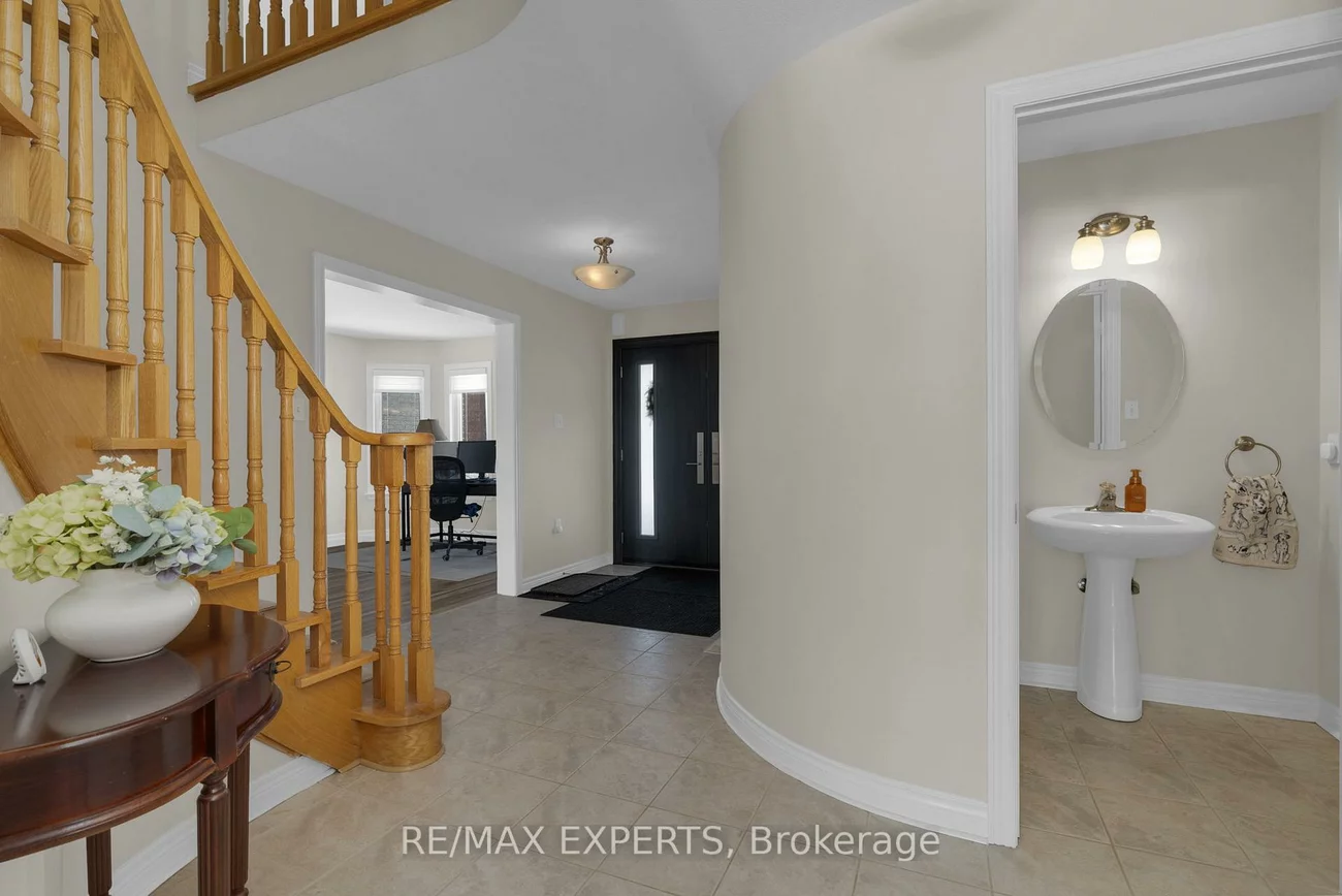 30, Taylor, Bradford, Bradford West Gwillimbury