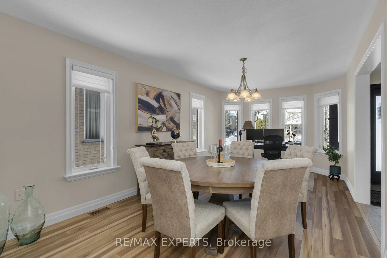 30, Taylor, Bradford, Bradford West Gwillimbury