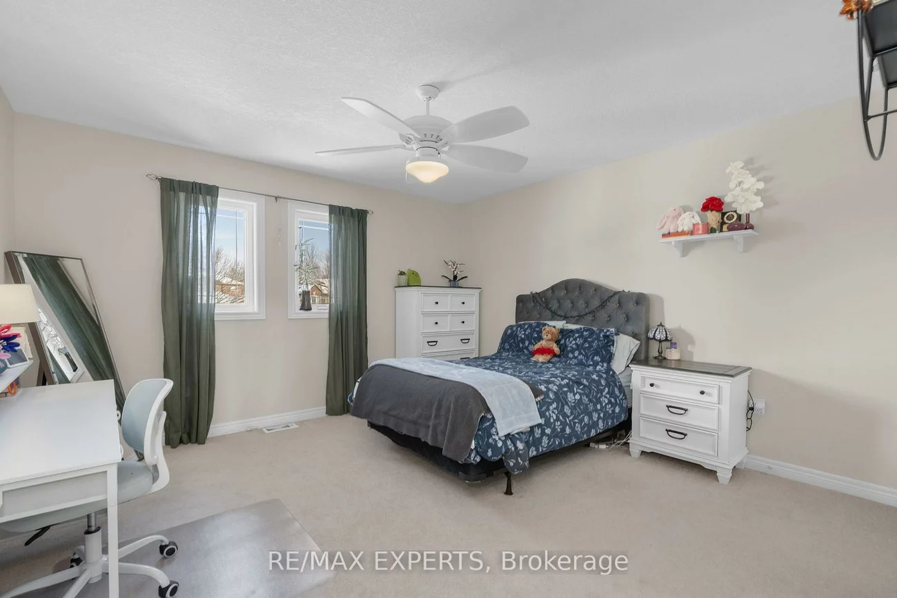 30, Taylor, Bradford, Bradford West Gwillimbury