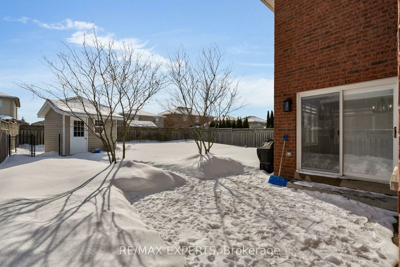 30, Taylor, Bradford, Bradford West Gwillimbury