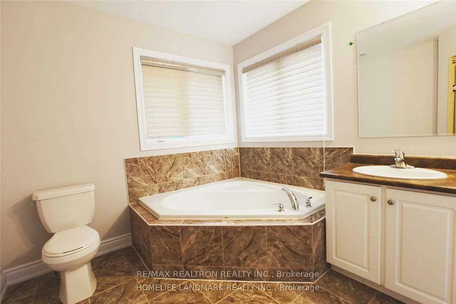 223, Rutherford, Bradford, Bradford West Gwillimbury