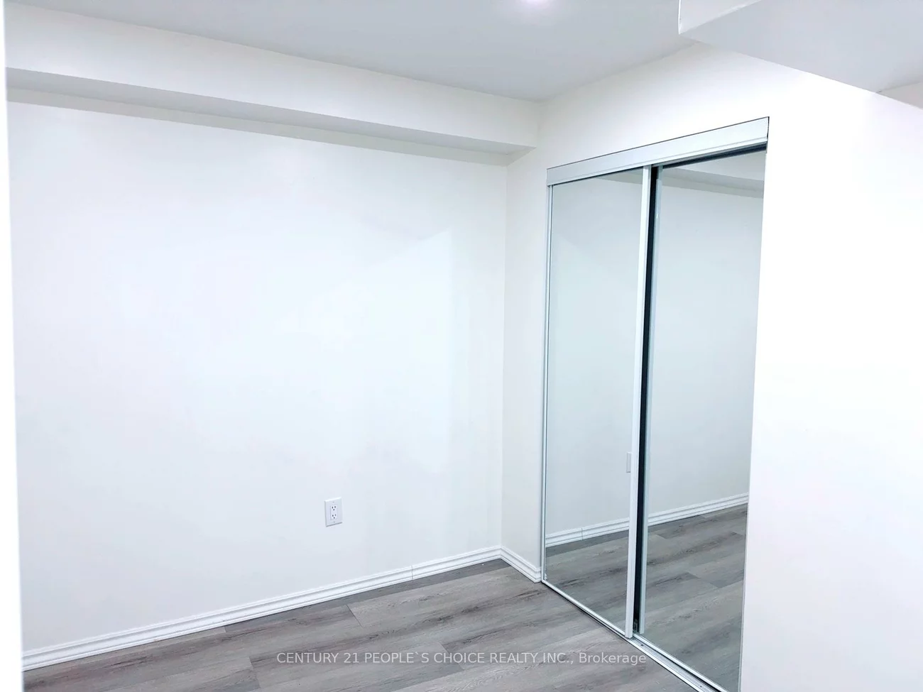 15, Slack, Bradford, Bradford West Gwillimbury