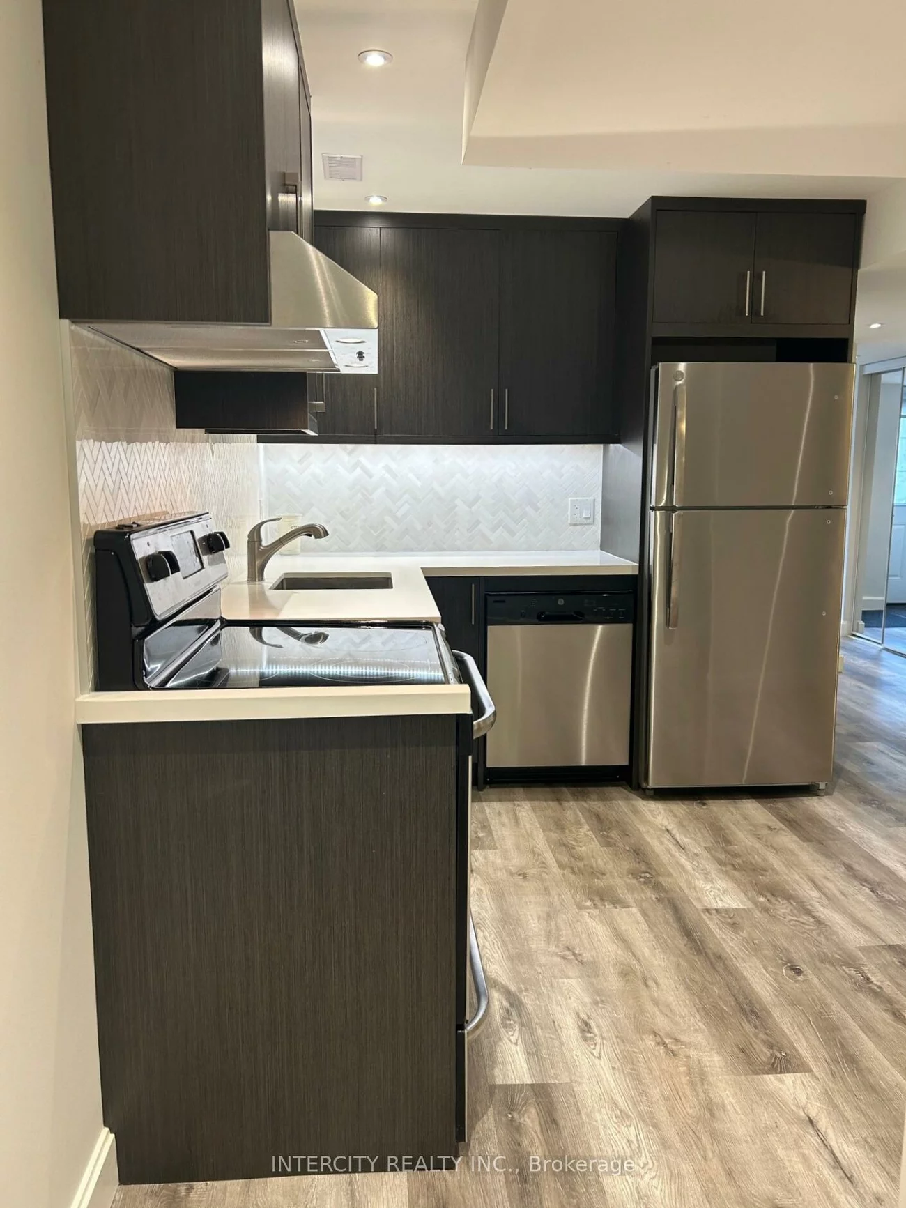 10, Hopkins, Bradford, Bradford West Gwillimbury