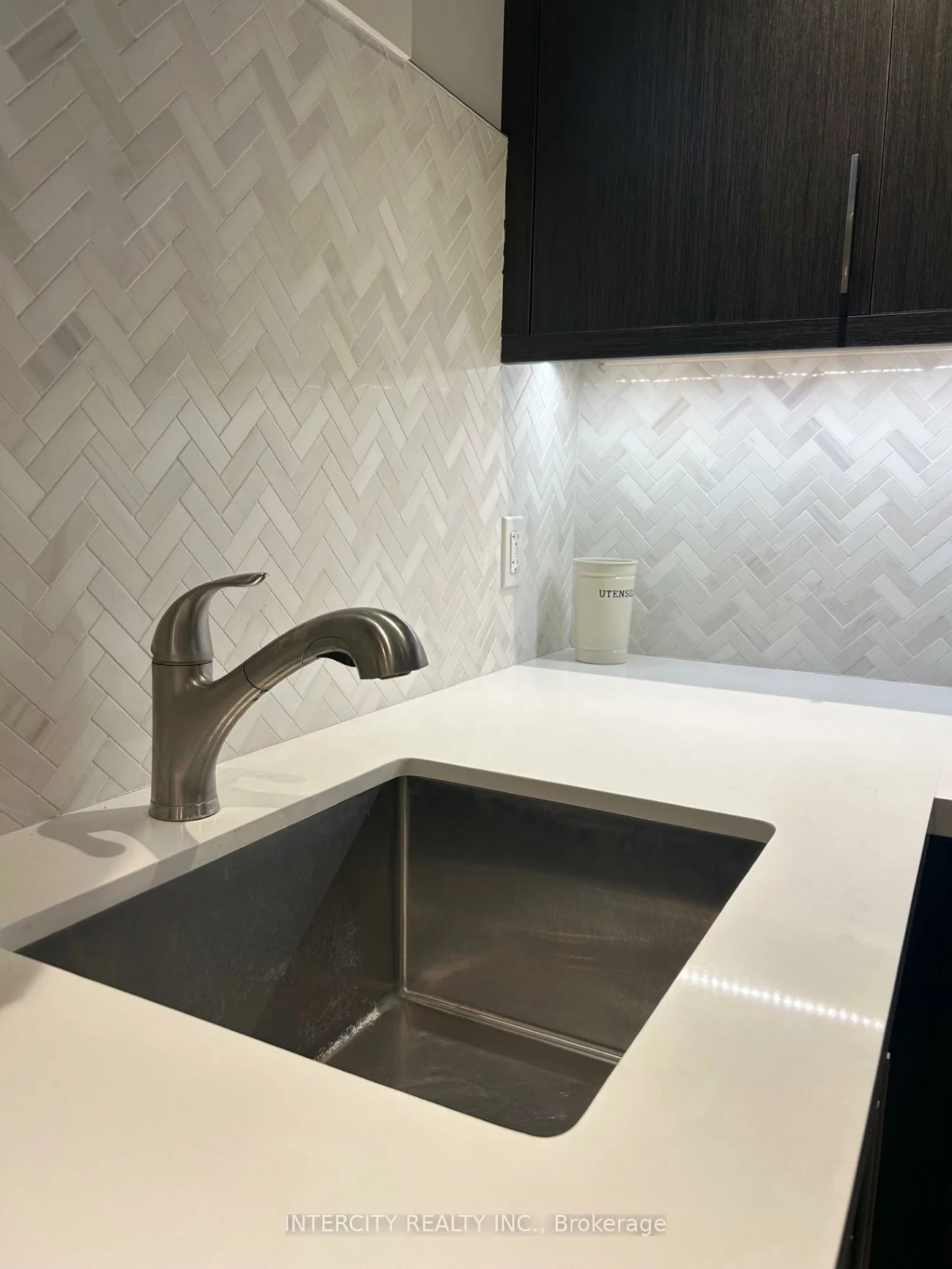 10, Hopkins, Bradford, Bradford West Gwillimbury