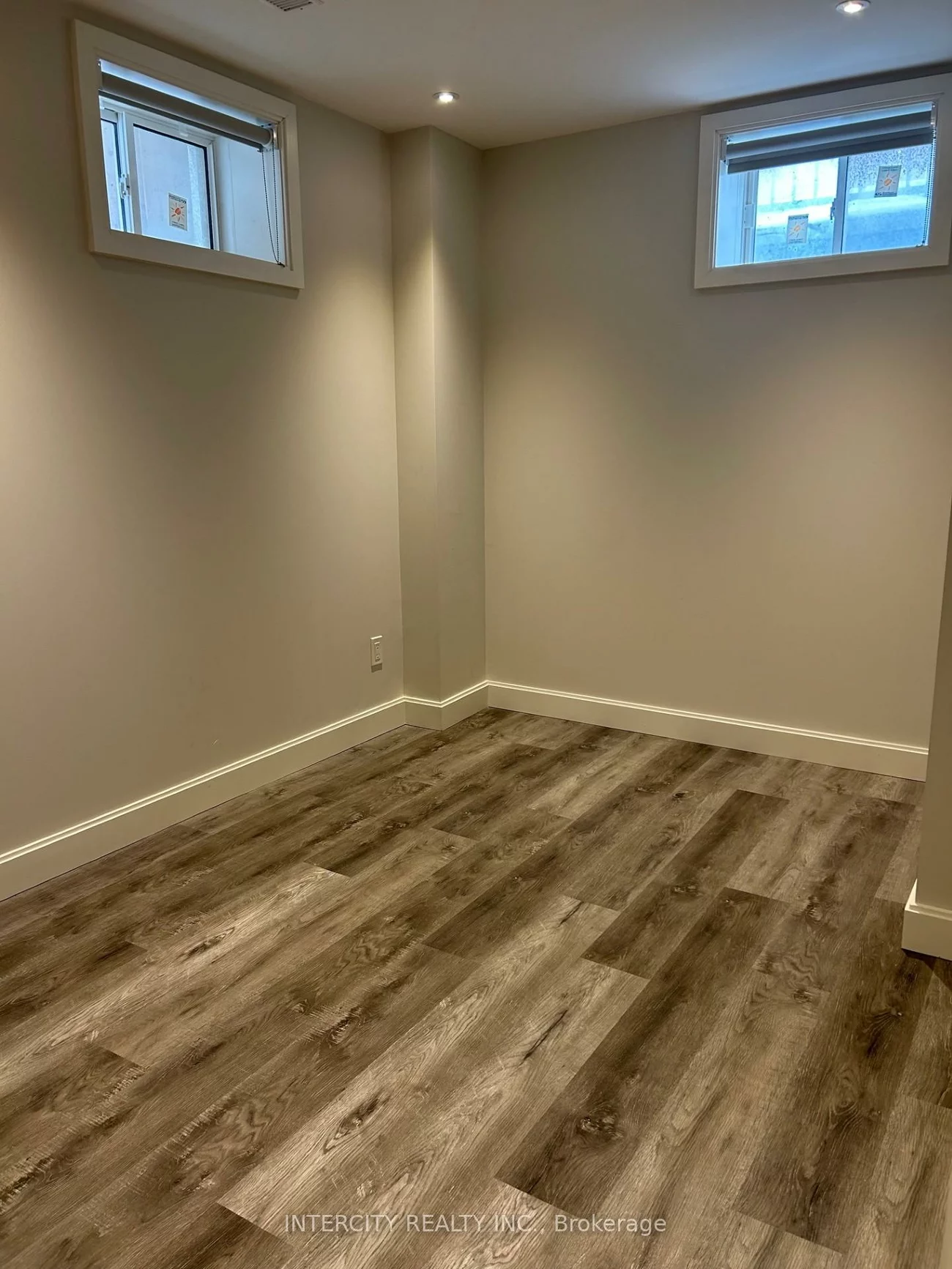 10, Hopkins, Bradford, Bradford West Gwillimbury