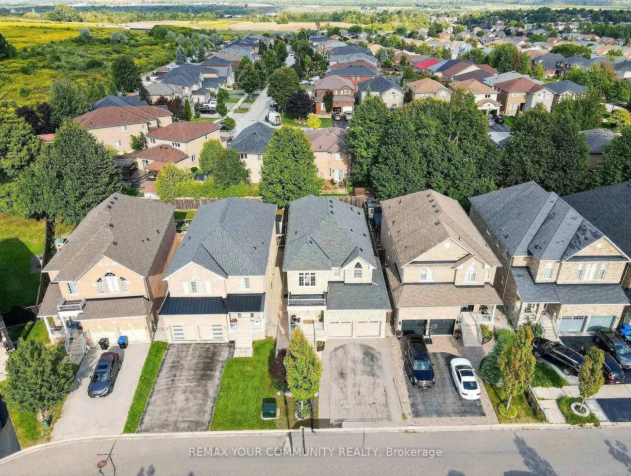 95, Chelsea, Bradford, Bradford West Gwillimbury