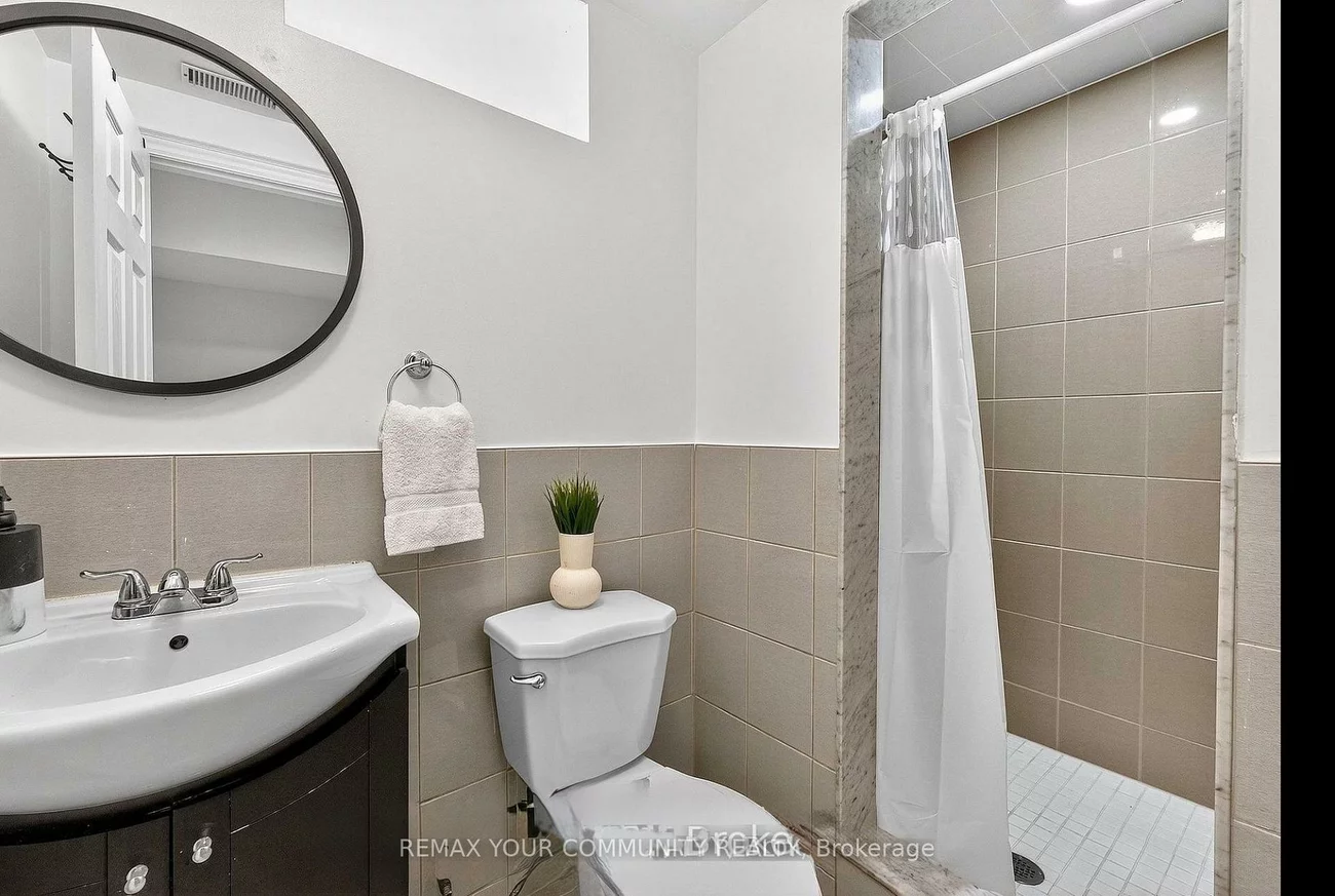 BASEMENT 95, Chelsea, Bradford, Bradford West Gwillimbury