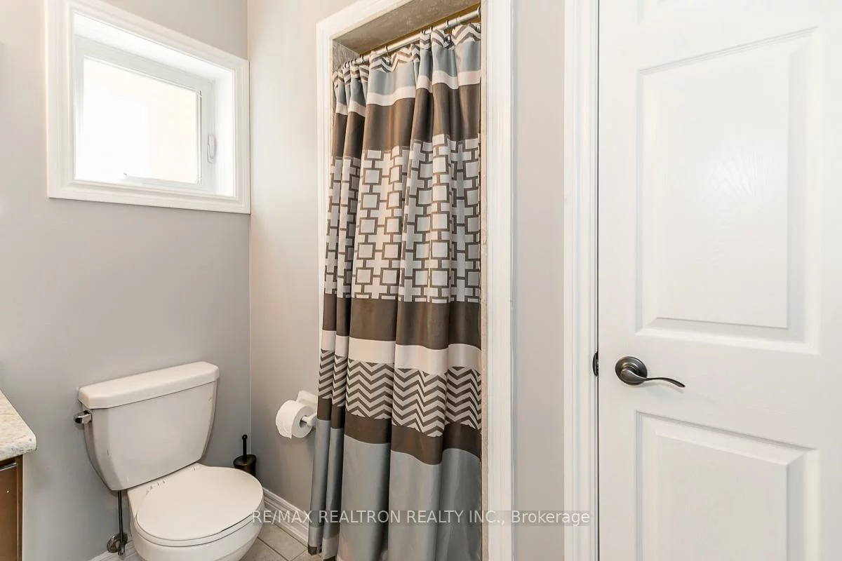 75, Aishford, Rural Bradford West Gwillimbury, Bradford West Gwillimbury