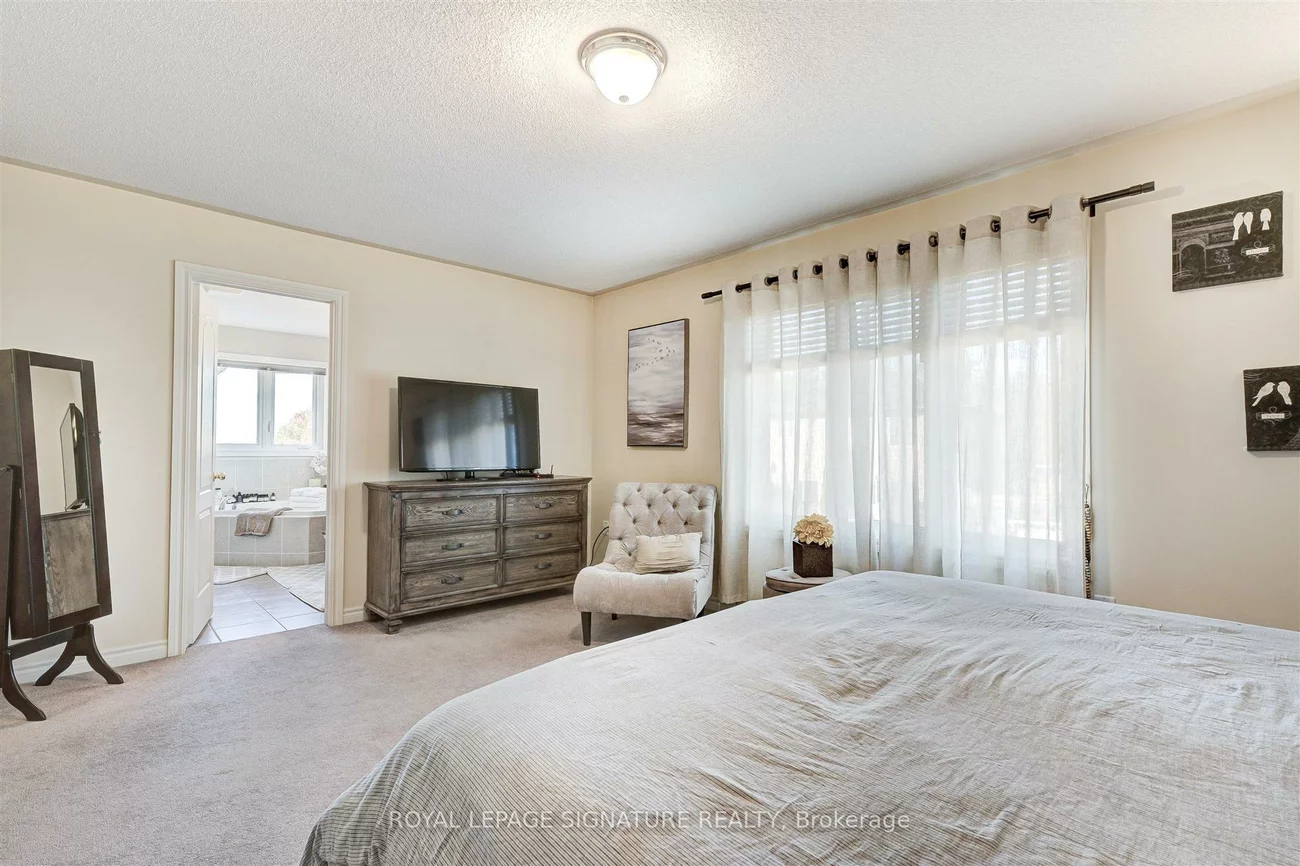 38, Orville Hand, Bradford, Bradford West Gwillimbury