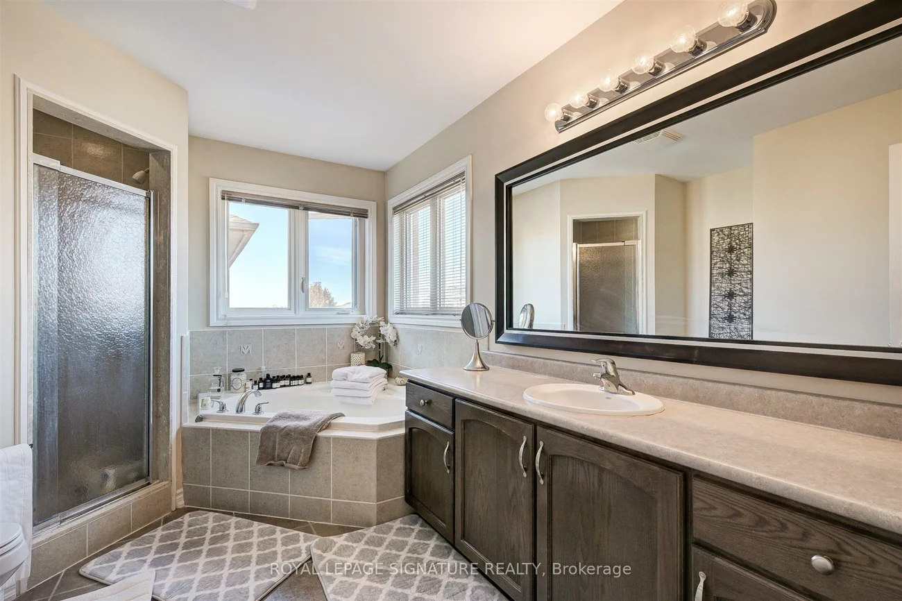 38, Orville Hand, Bradford, Bradford West Gwillimbury