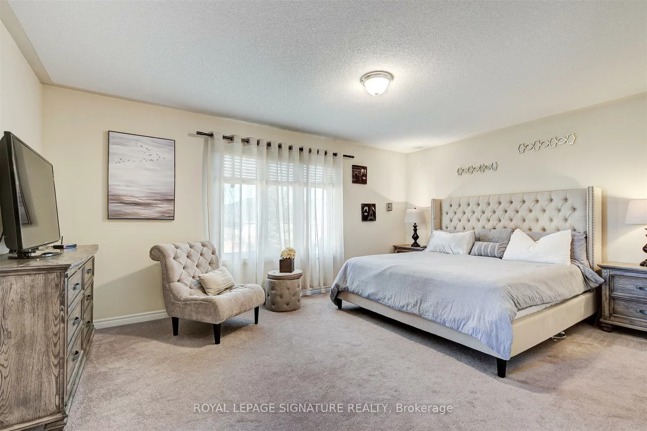 38, Orville Hand, Bradford, Bradford West Gwillimbury