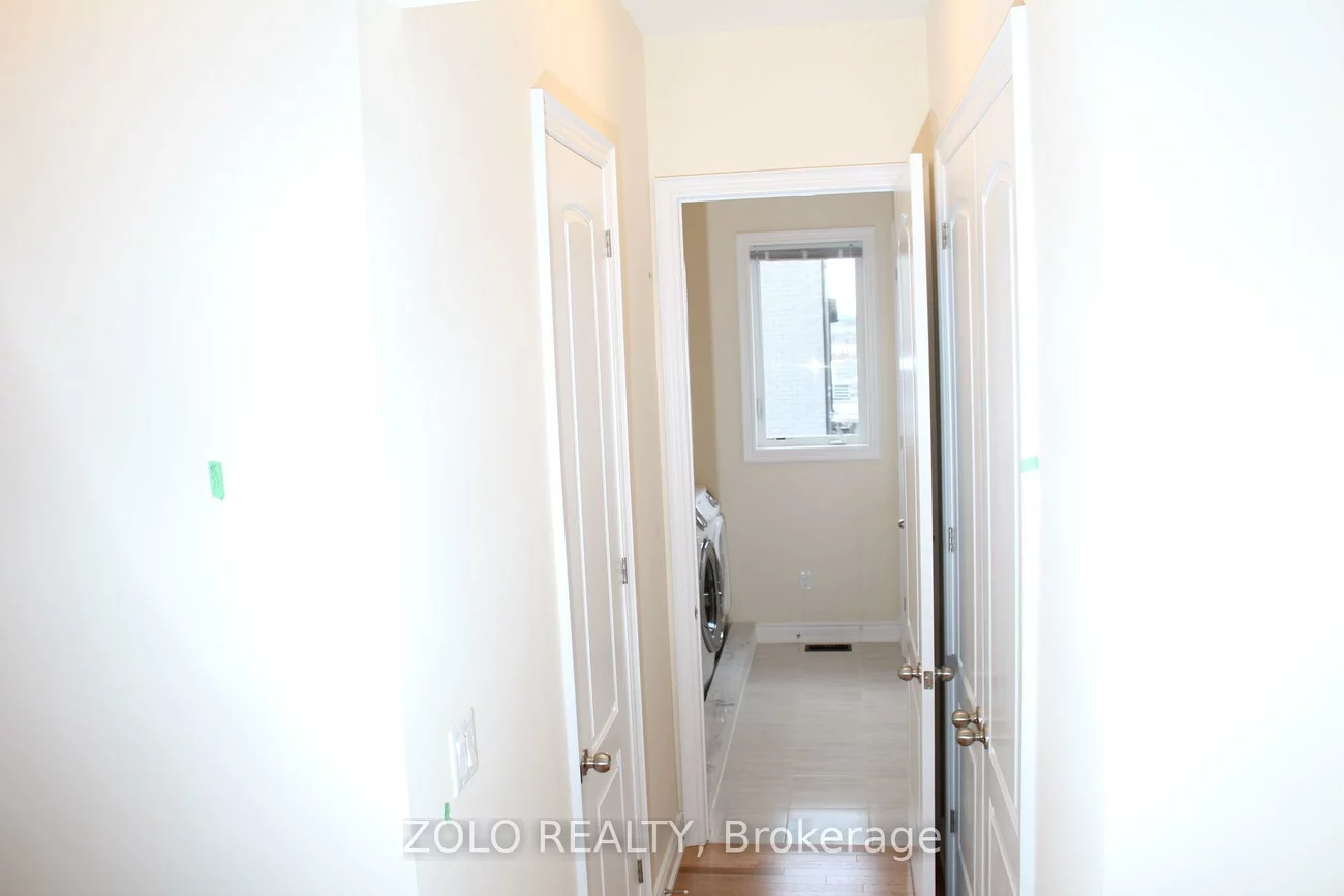 207, Gardiner, Bradford, Bradford West Gwillimbury