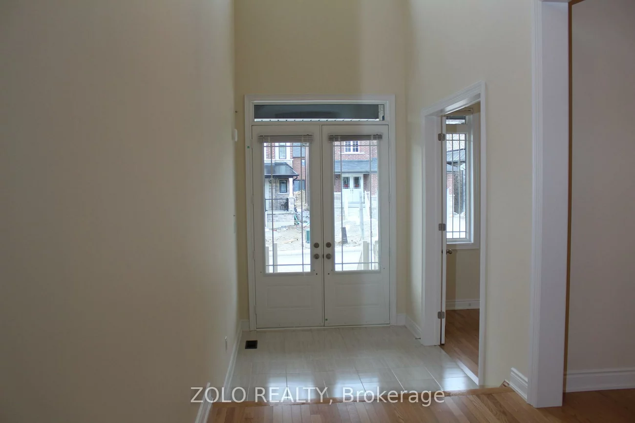 207, Gardiner, Bradford, Bradford West Gwillimbury