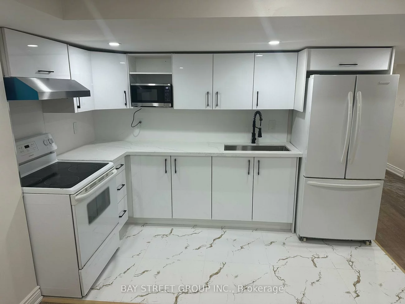 138, Sutherland, Bradford, Bradford West Gwillimbury