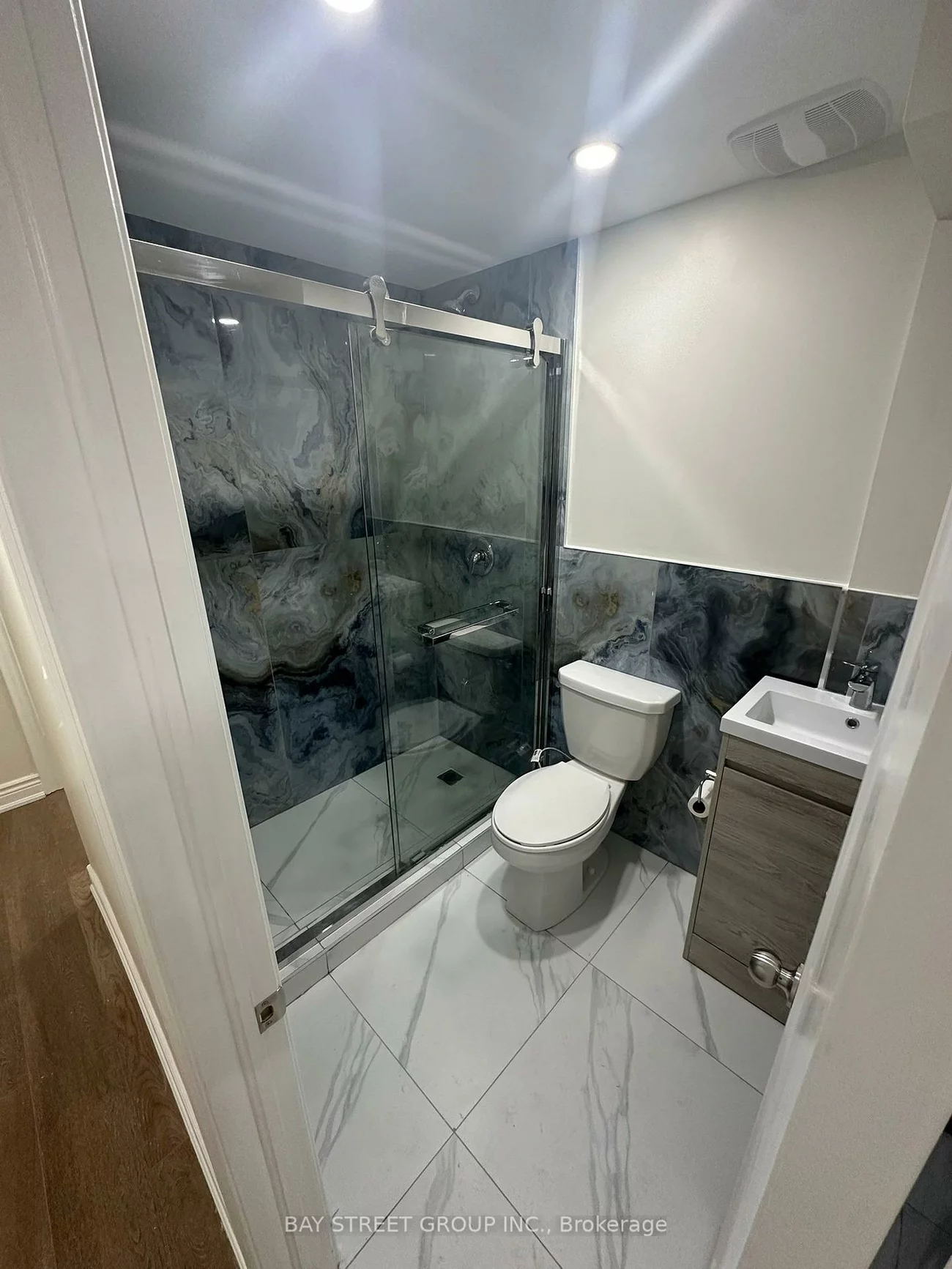 138, Sutherland, Bradford, Bradford West Gwillimbury