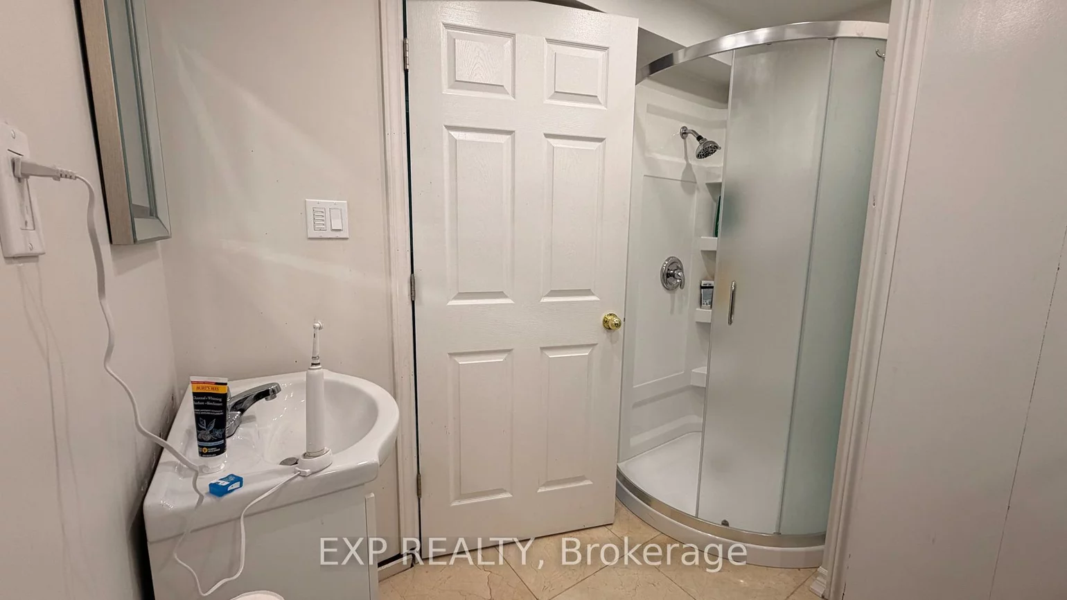 7, Rak, Bradford, Bradford West Gwillimbury