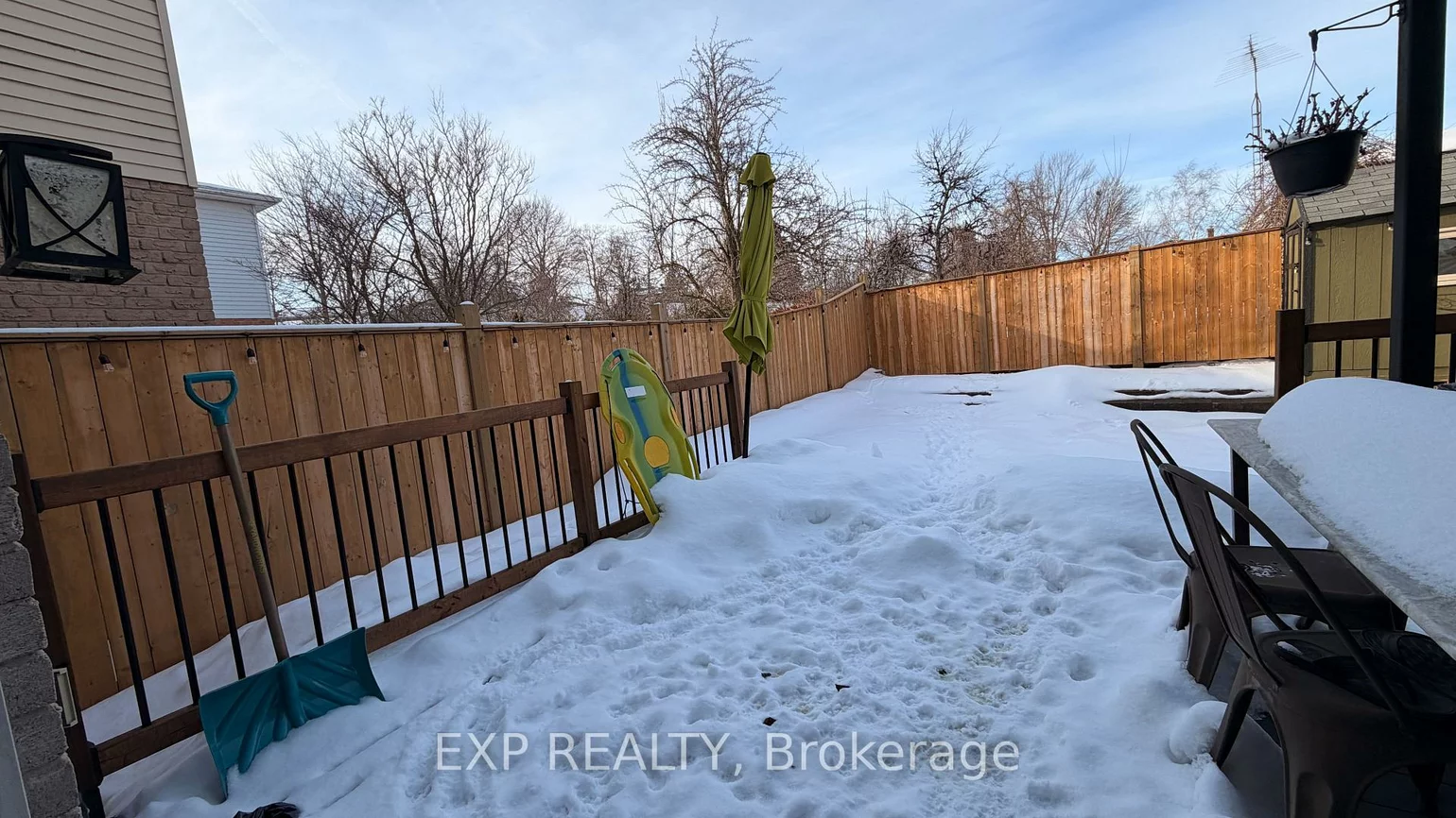 7, Rak, Bradford, Bradford West Gwillimbury