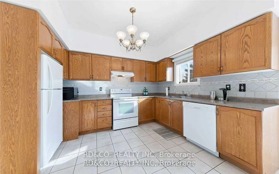 6, Depeuter, Bradford, Bradford West Gwillimbury