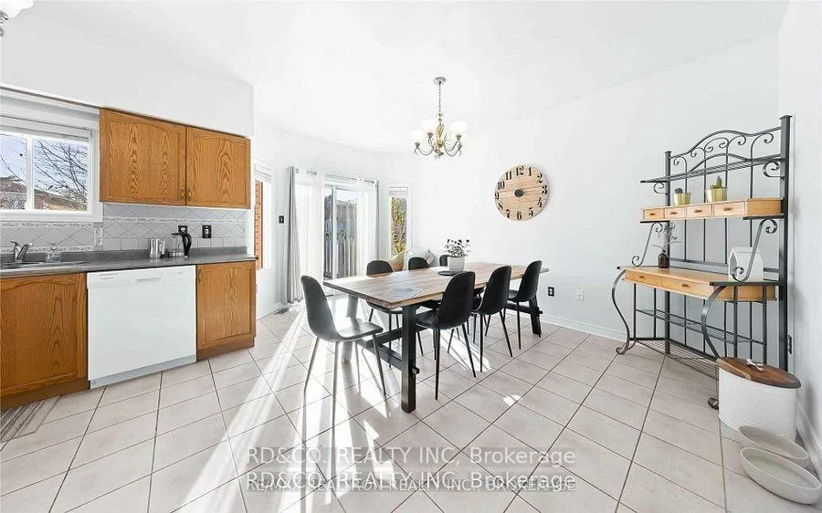 6, Depeuter, Bradford, Bradford West Gwillimbury