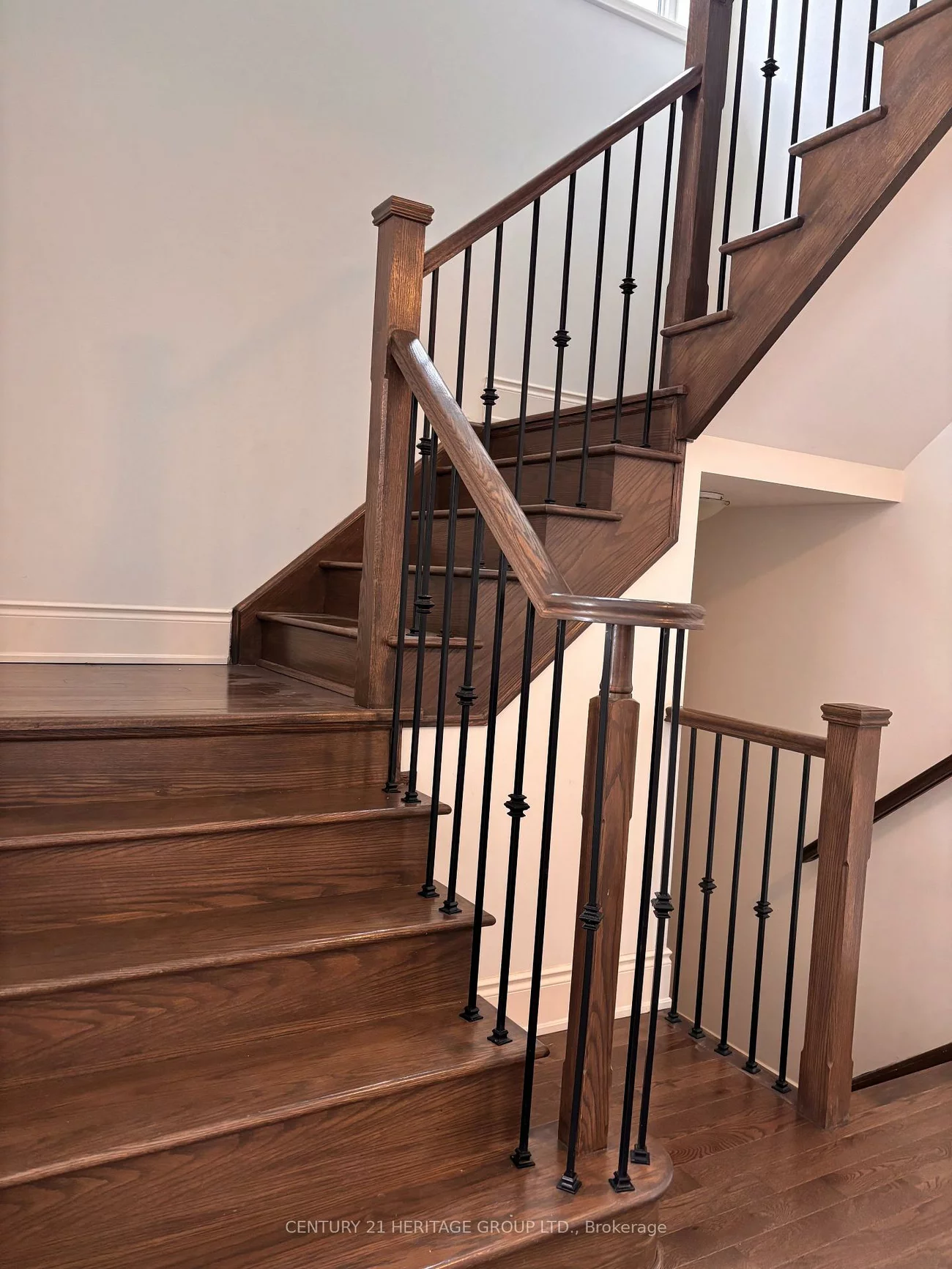 55, Lewis, Bradford, Bradford West Gwillimbury