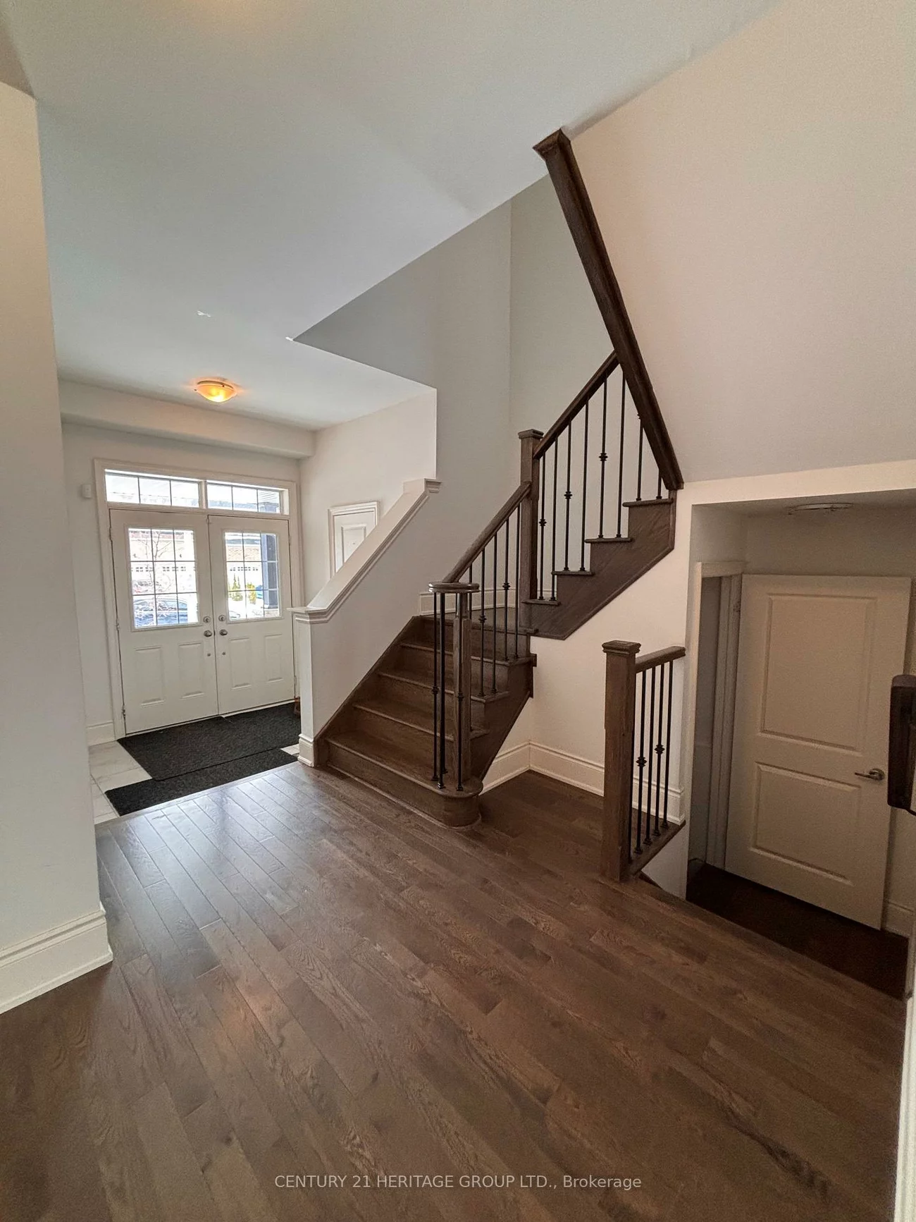 55, Lewis, Bradford, Bradford West Gwillimbury