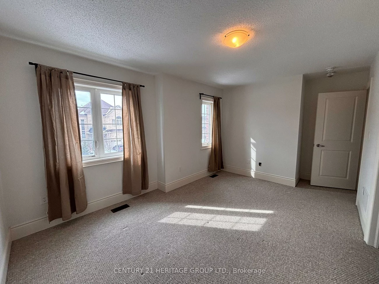 55, Lewis, Bradford, Bradford West Gwillimbury