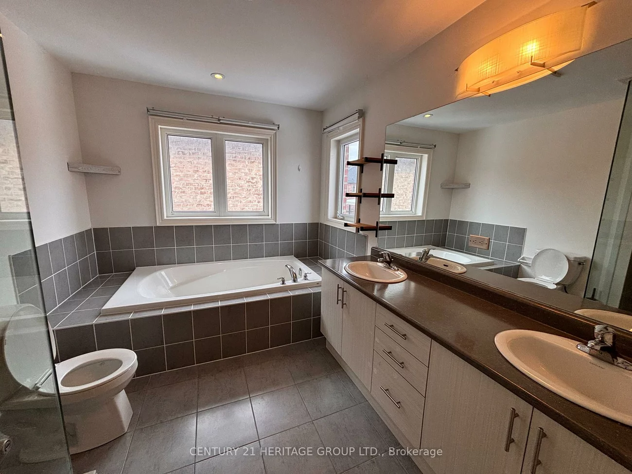 55, Lewis, Bradford, Bradford West Gwillimbury