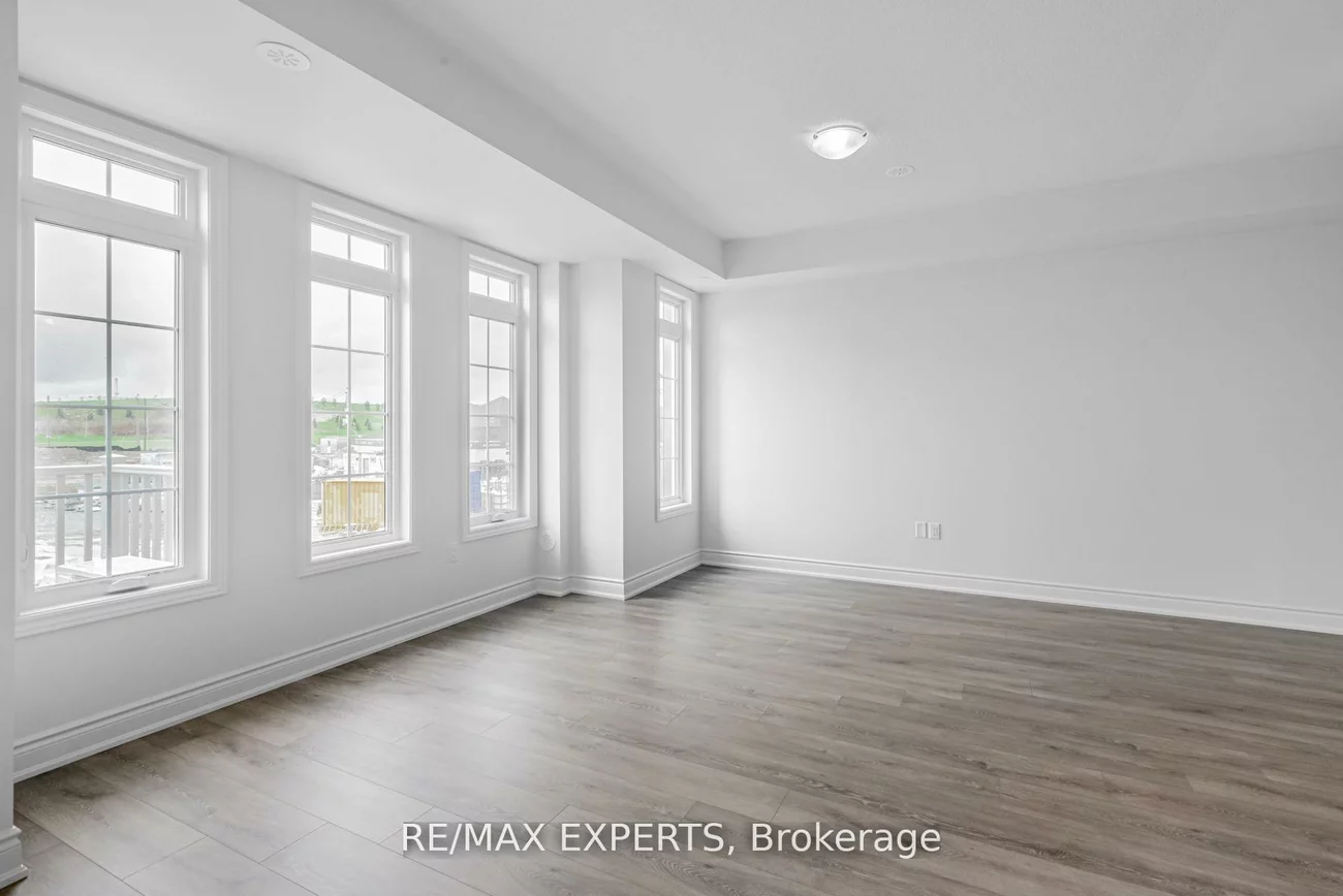 74, Paisley, Bradford, Bradford West Gwillimbury