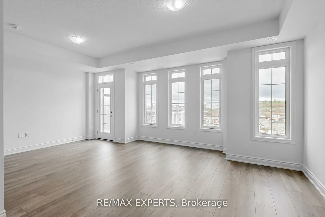 74, Paisley, Bradford, Bradford West Gwillimbury