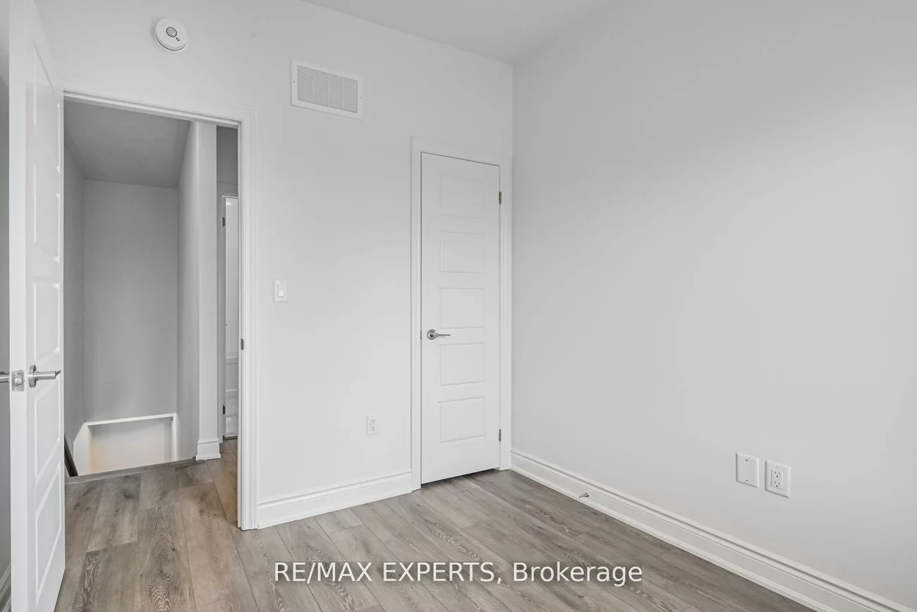 74, Paisley, Bradford, Bradford West Gwillimbury