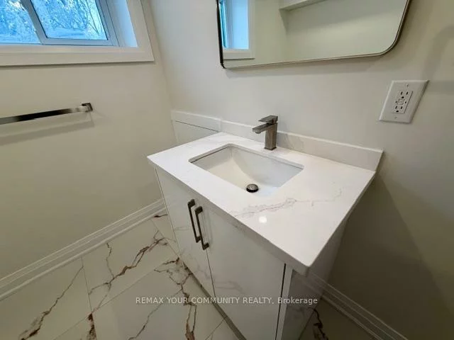 130, Simcoe, Bradford, Bradford West Gwillimbury