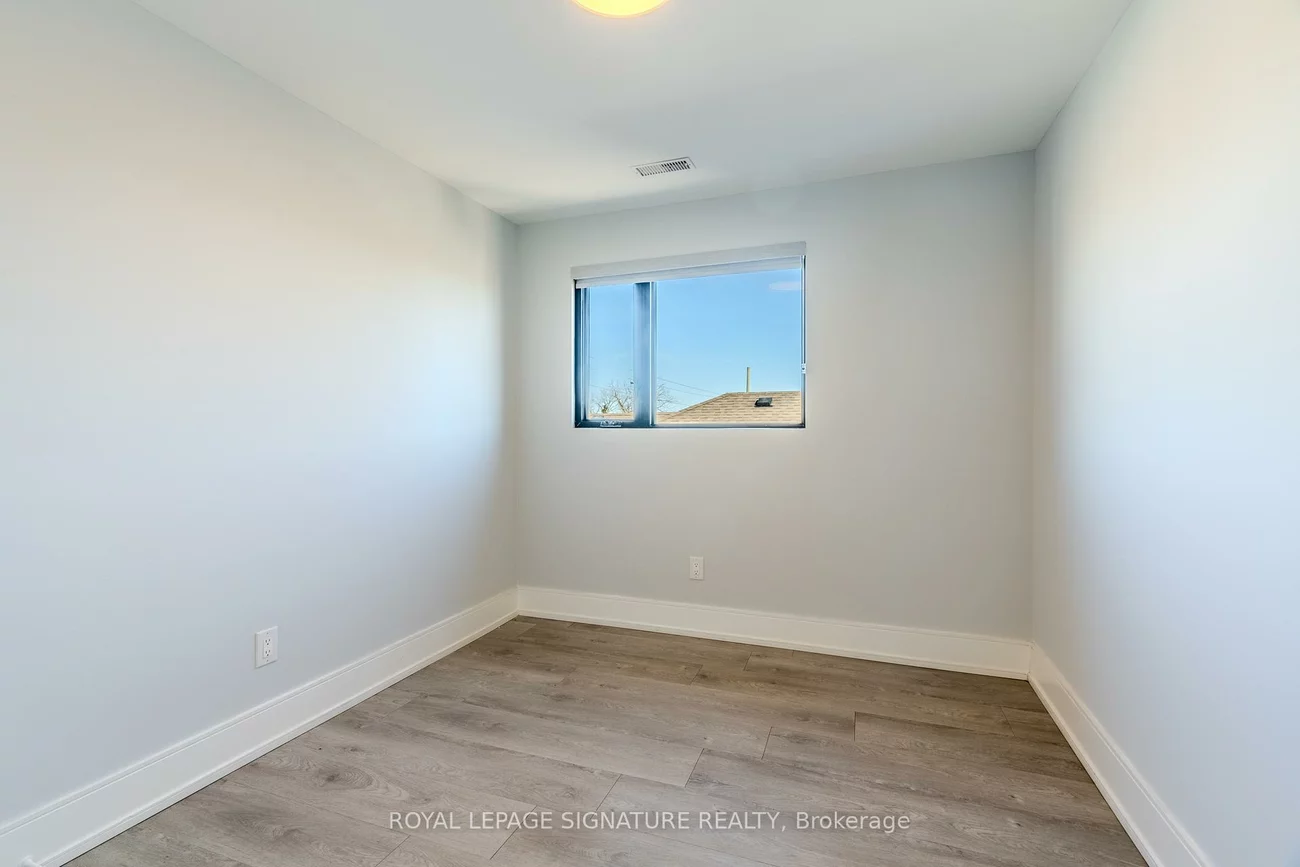 66, John, Bradford, Bradford West Gwillimbury