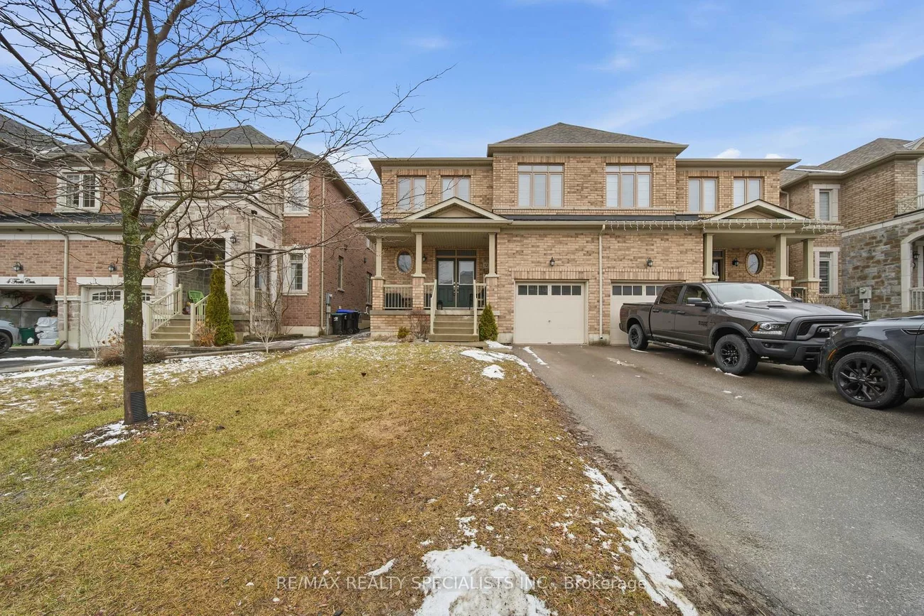 12, Fortis, Bradford, Bradford West Gwillimbury