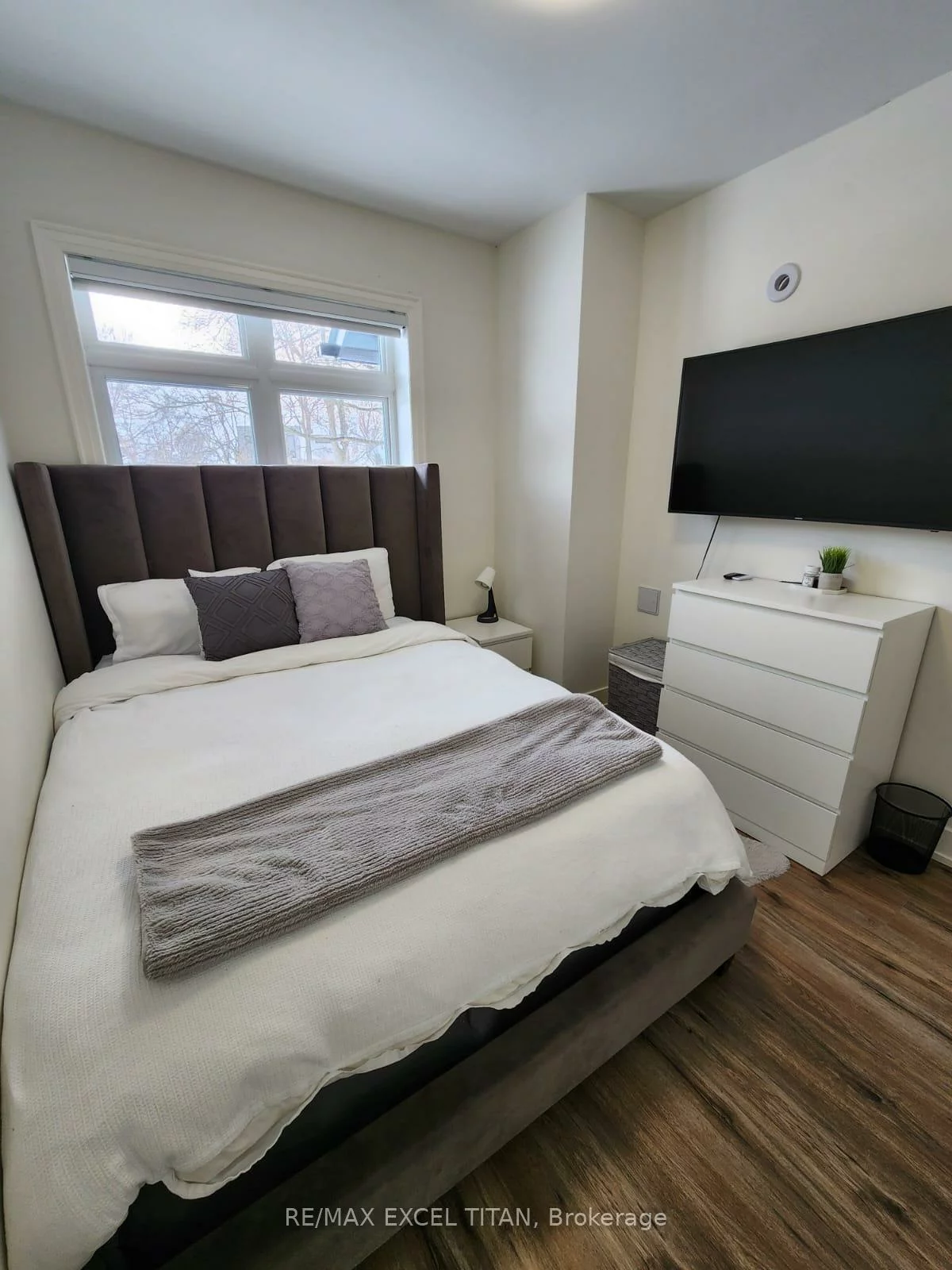 263, Barrie, Bradford, Bradford West Gwillimbury