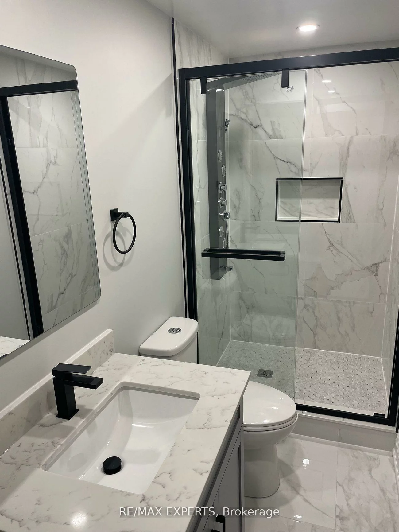 37, Ridgeview, Bradford, Bradford West Gwillimbury