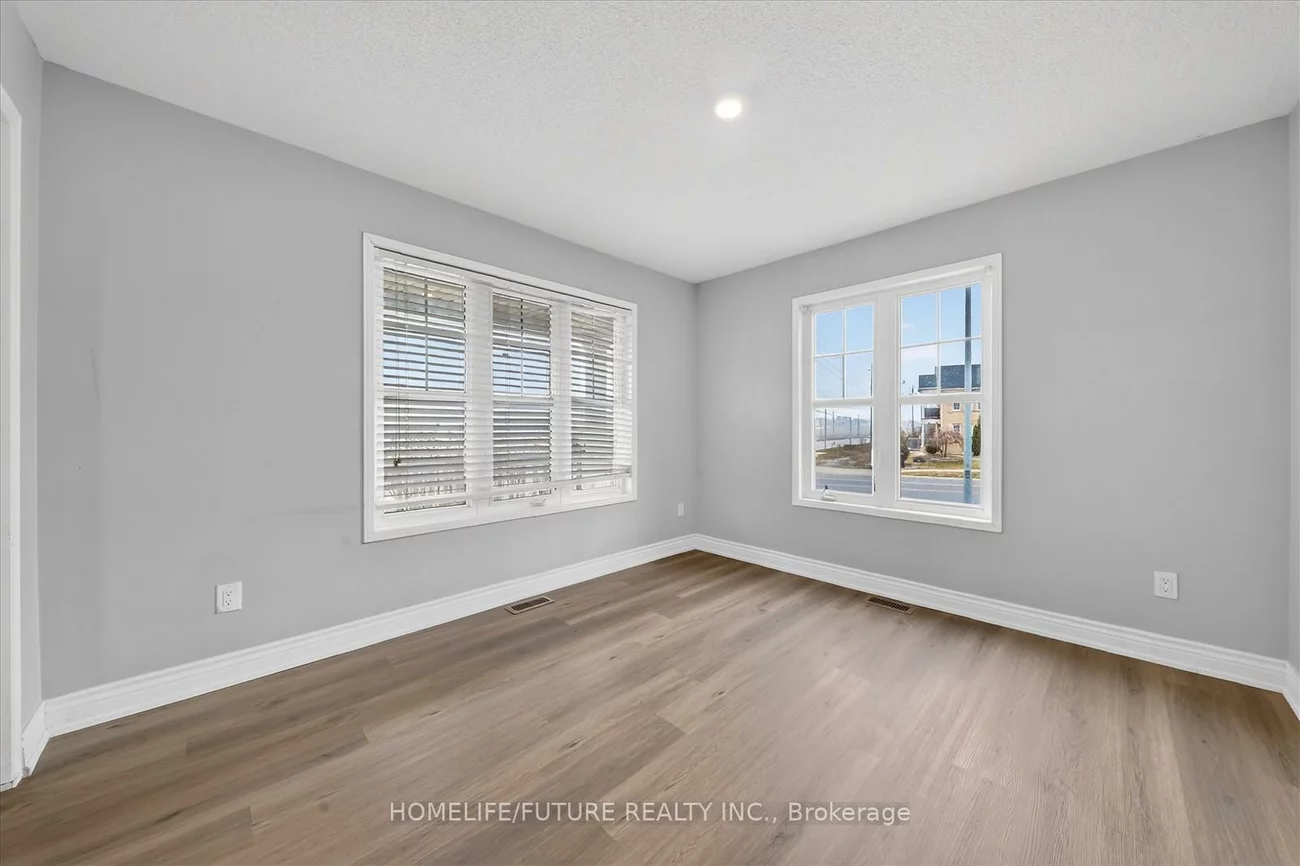 939, Miller Park, Bradford, Bradford West Gwillimbury