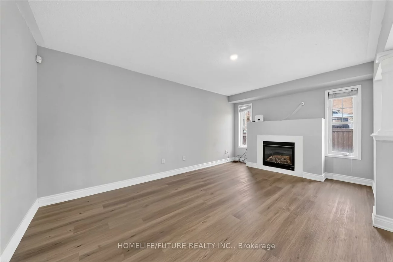 939, Miller Park, Bradford, Bradford West Gwillimbury