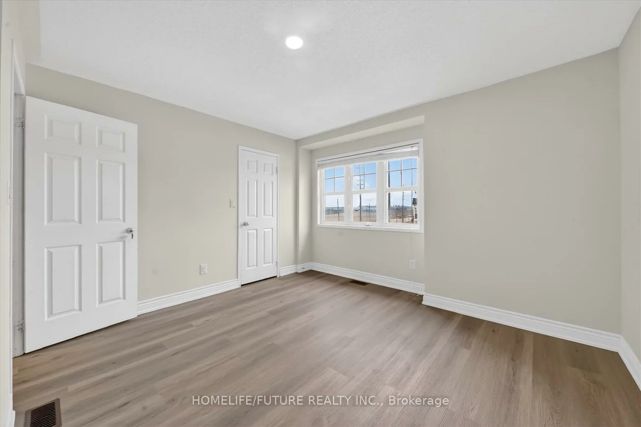 939, Miller Park, Bradford, Bradford West Gwillimbury