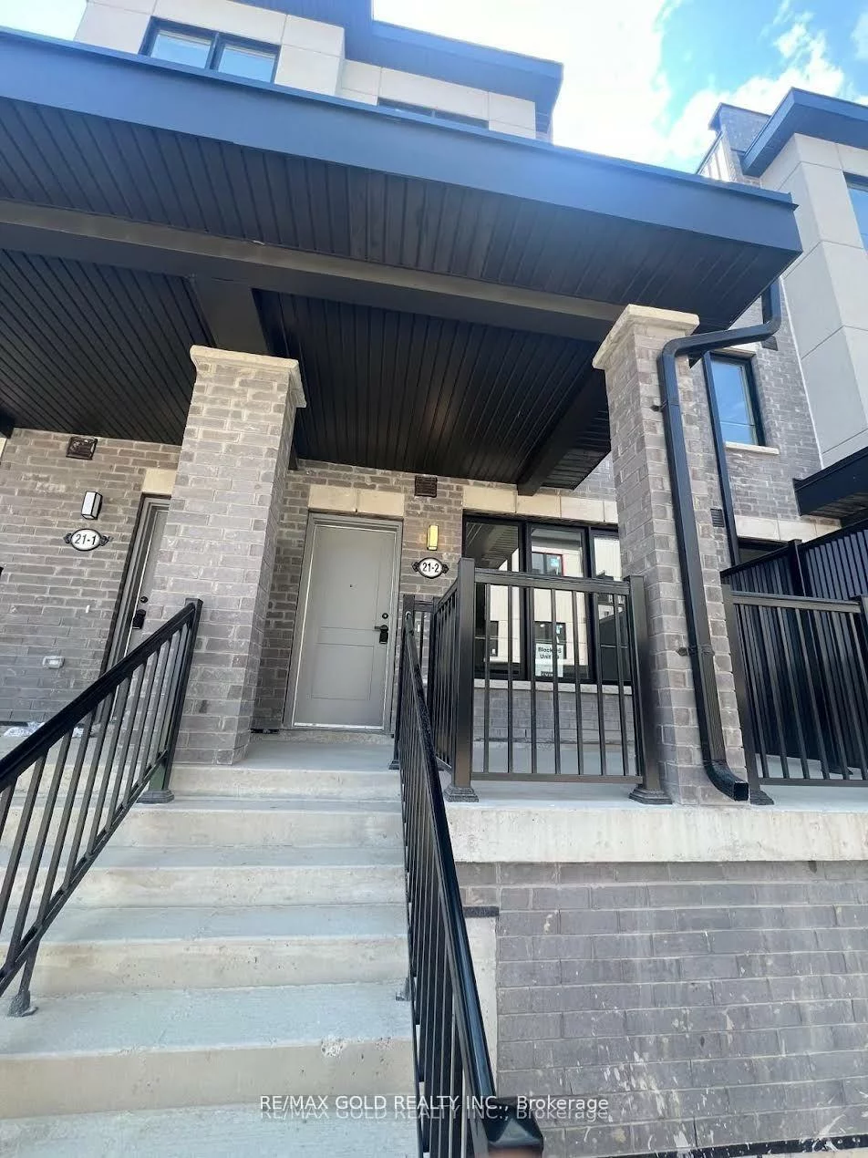 21, Baynes, Bradford, Bradford West Gwillimbury