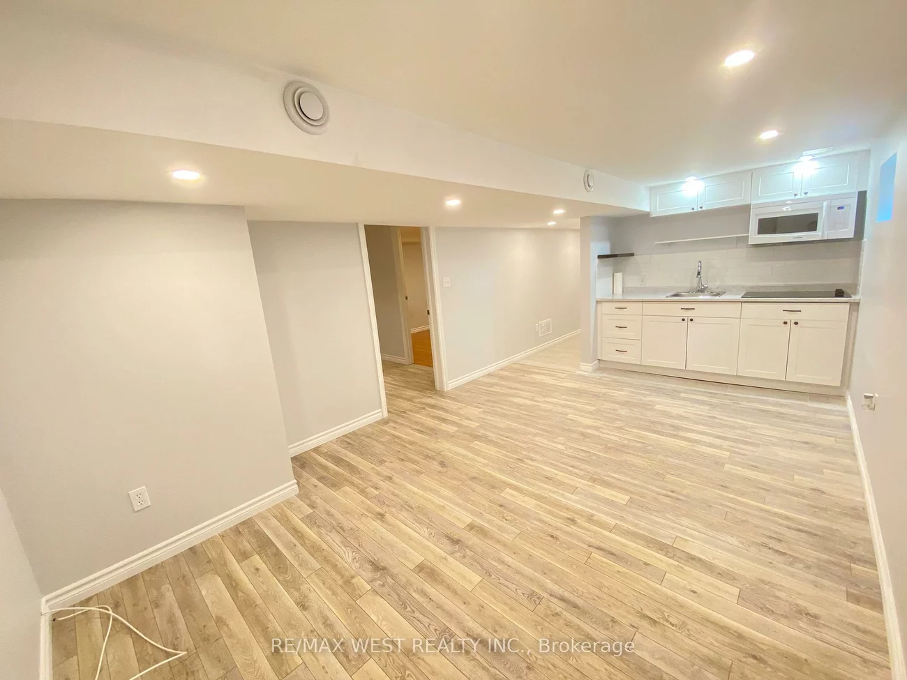 20, Britannia, Bradford, Bradford West Gwillimbury