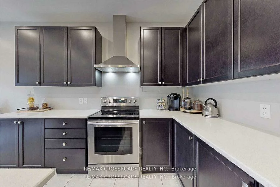 62, Romanelli, Bradford, Bradford West Gwillimbury