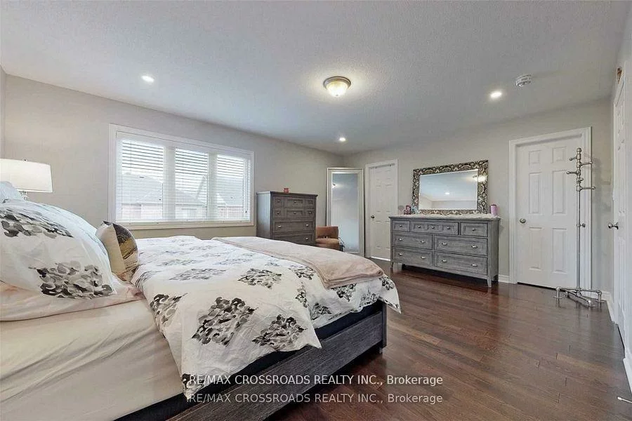 62, Romanelli, Bradford, Bradford West Gwillimbury