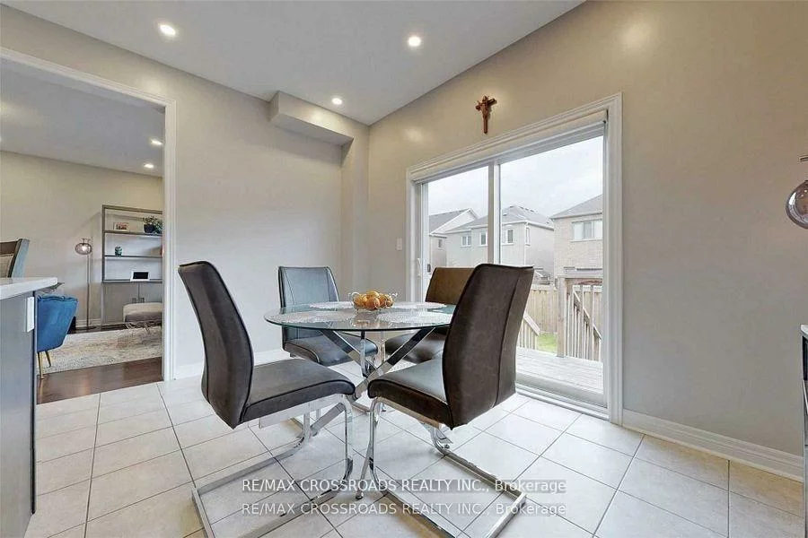 62, Romanelli, Bradford, Bradford West Gwillimbury