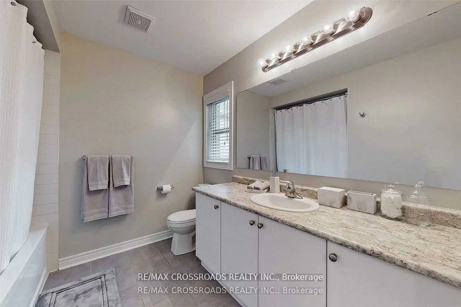 62, Romanelli, Bradford, Bradford West Gwillimbury