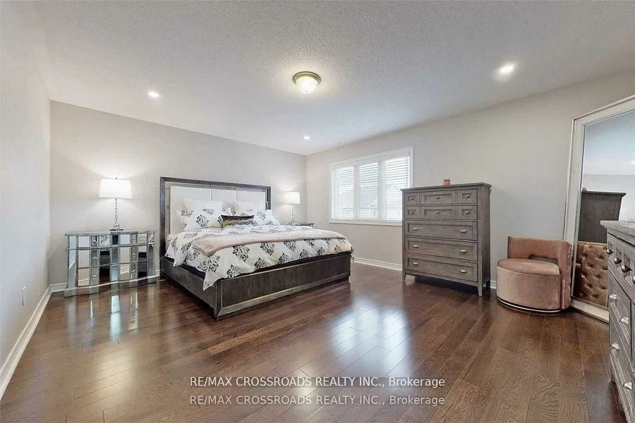 62, Romanelli, Bradford, Bradford West Gwillimbury